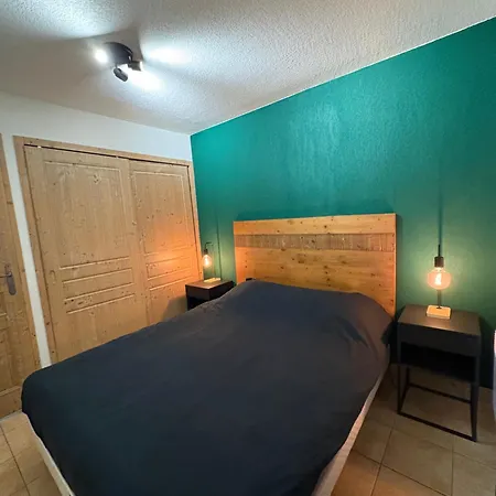 De Wengen B45 - Paradiski - Heated Pool Apartman *